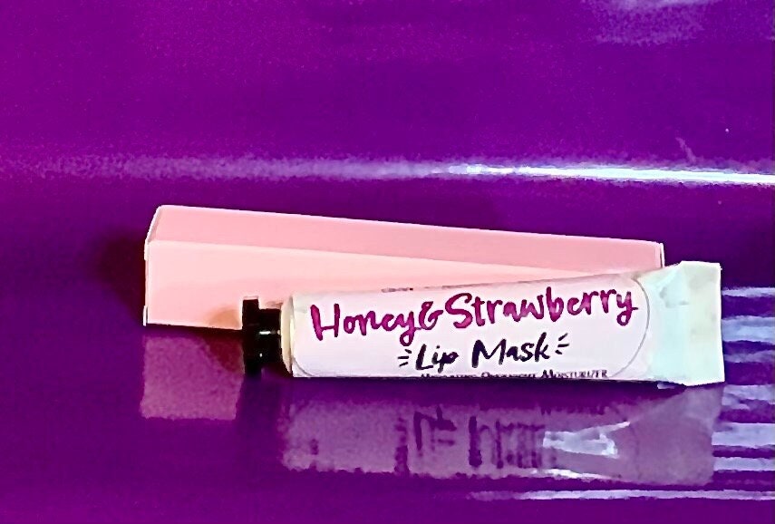 StrawberryHYA Lip Masque • SodiumHyaluronate, Honey, Squalane, Peptides | Sweet All-Natural LipPlumping Moisturizer | Organic Clean Skincare